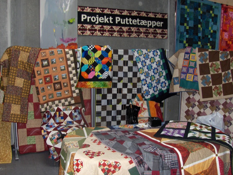 gal/Quiltefestival i Middelfart 2010/Butikker/Quiltefestival 2010 061.JPG
